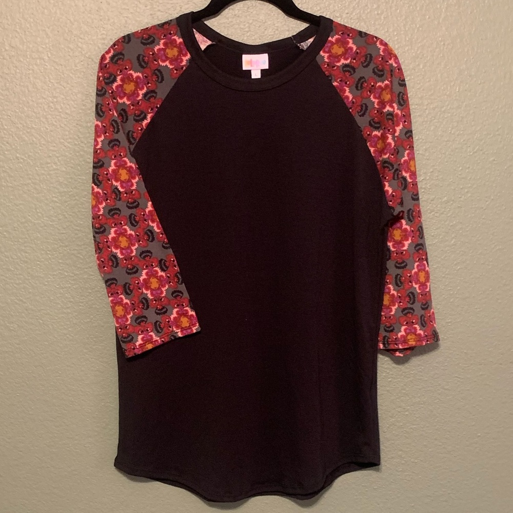 LuLaRoe Randy Tee